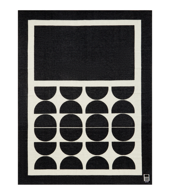 LE DANSE THROW BLANKET